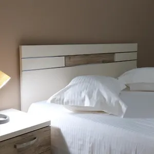 Hotel Saranda &, Sarandë